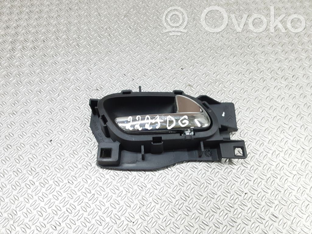 Peugeot 407 Rear door interior handle 