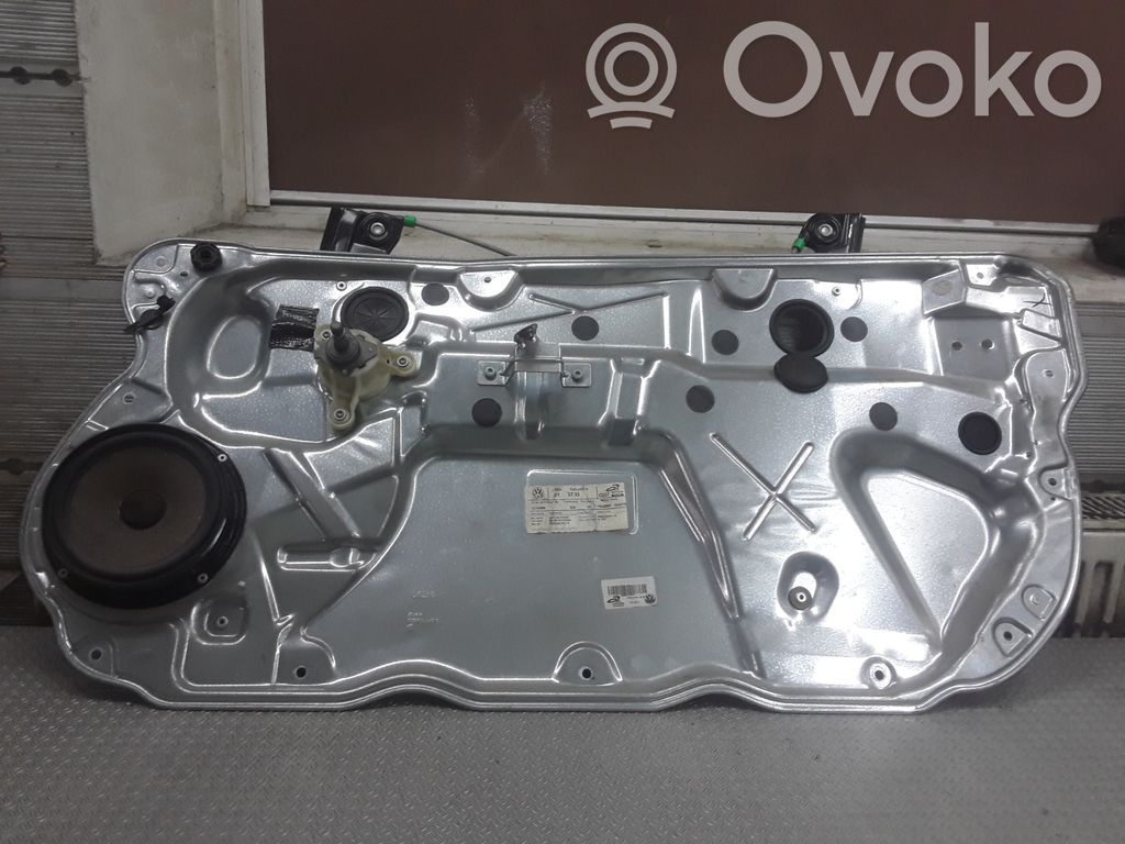 Manualny podnośnik szyby drzwi przednich   W06Q0035411A