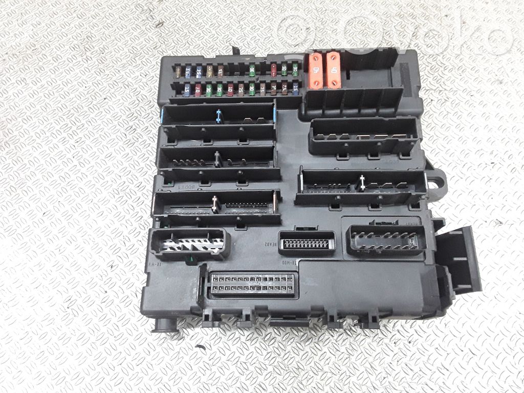 Saab 9-3 Ver2 Fuse module 