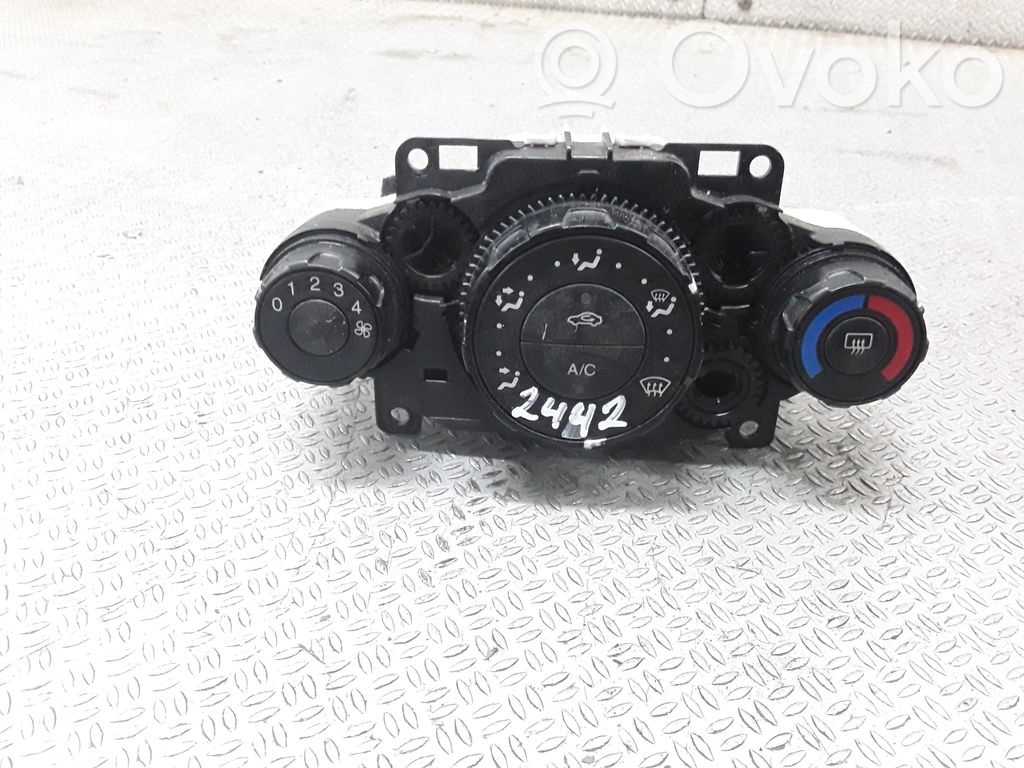 Ford Fiesta Climate control unit 