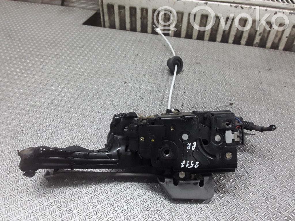 Serrure de porte avant   8E0837349