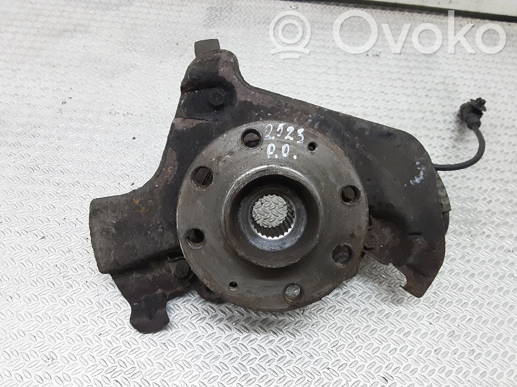Opel Corsa D Priekinis kelmas 