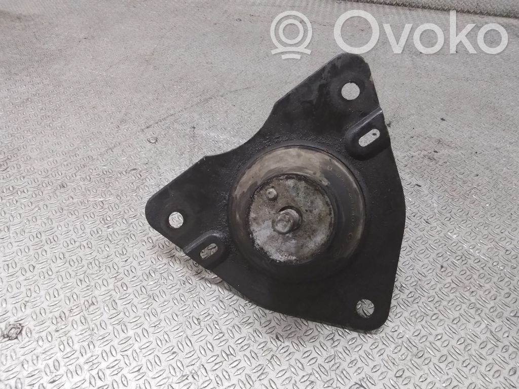 Renault Laguna I Engine mount bracket 
