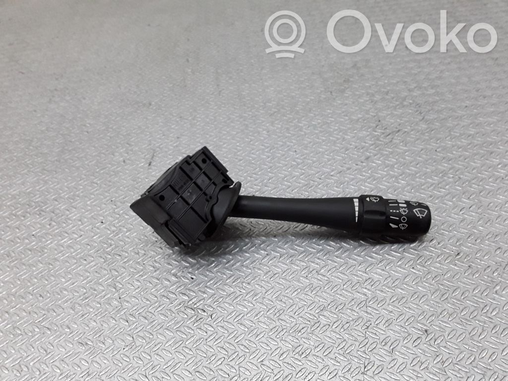 Cadillac CTS Wiper control stalk 