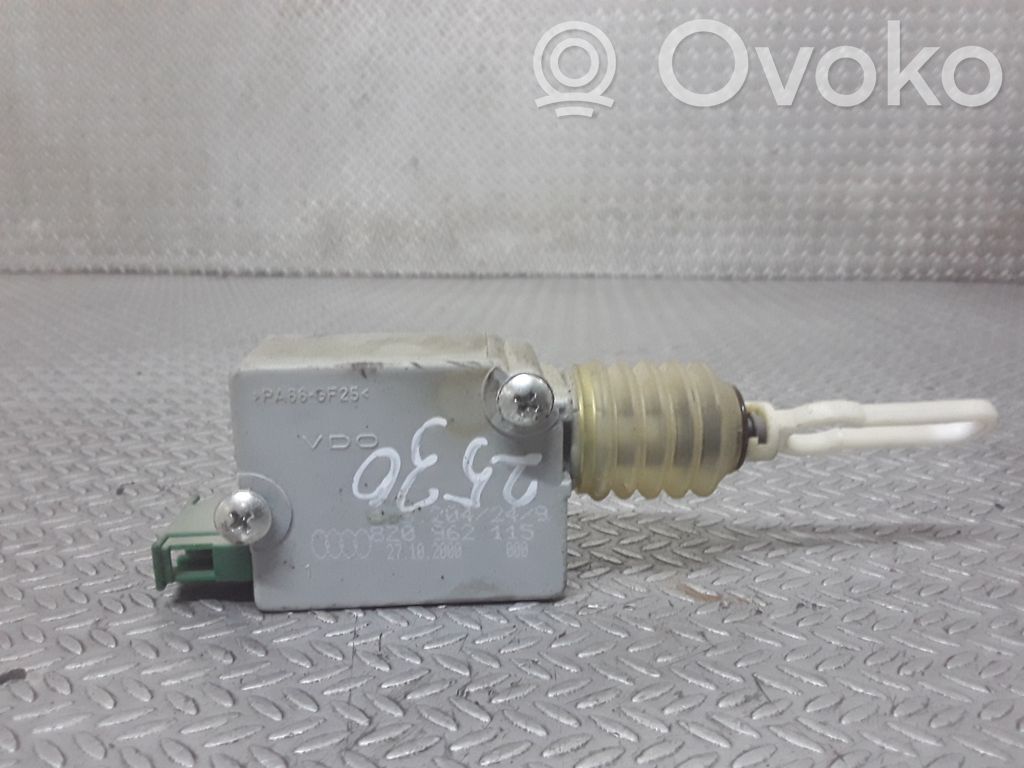 Audi A2 Central locking motor 