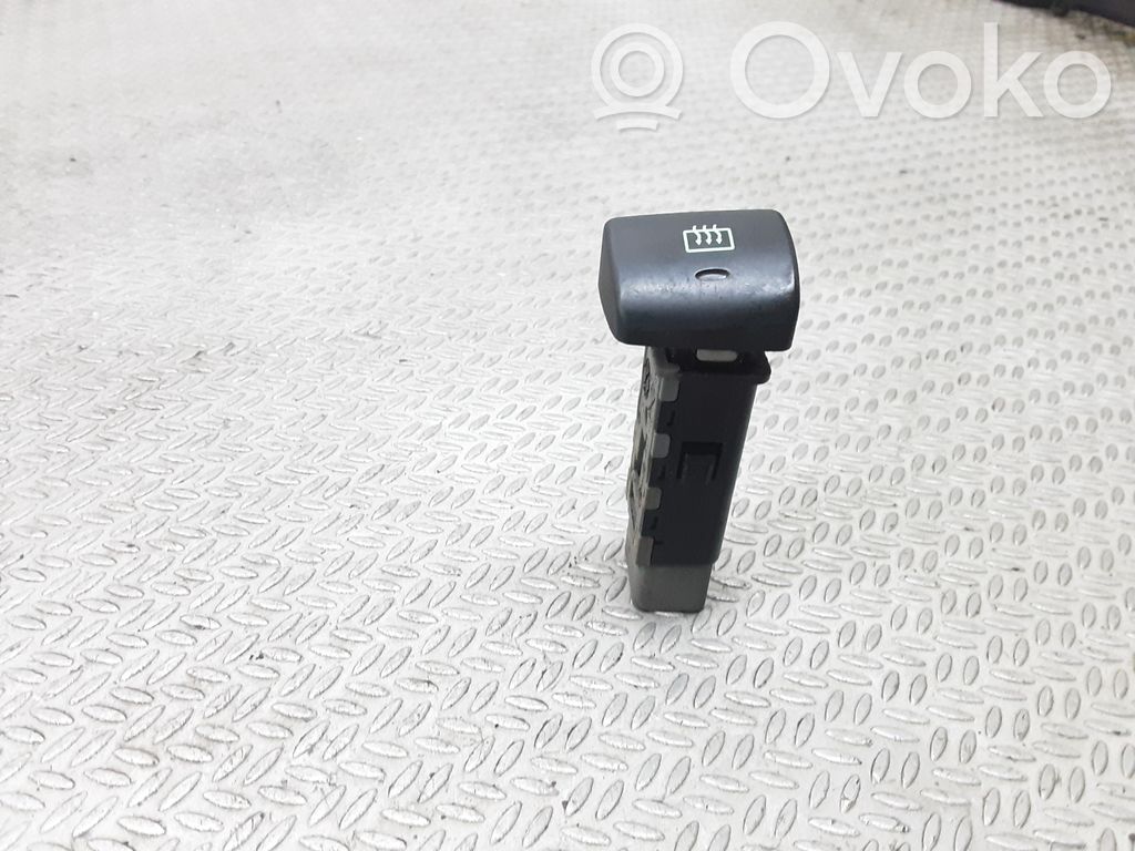 Hyundai Santa Fe Windscreen/window heater switch 