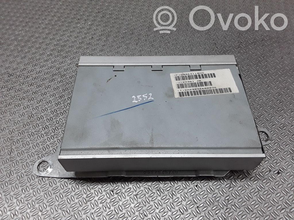 Endstufe Audio-Verstärker   05064118AG