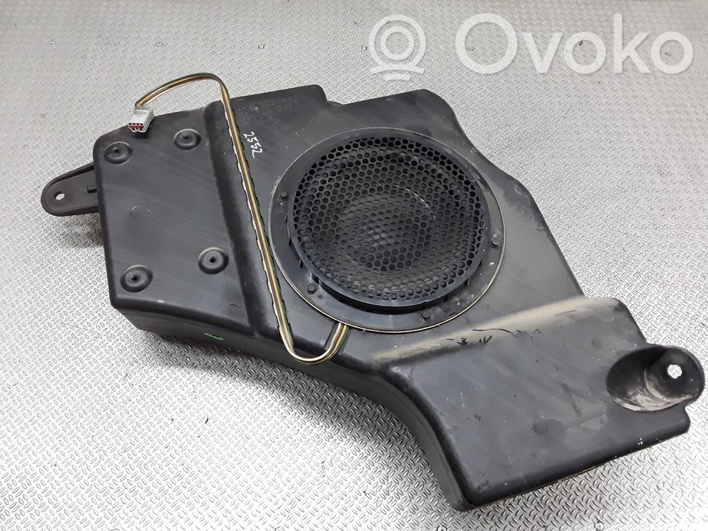 Dodge Caliber Subwoofer speaker 