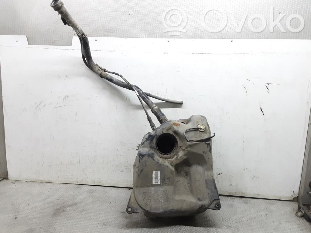 Volvo V70 Polttoainesäiliö 
