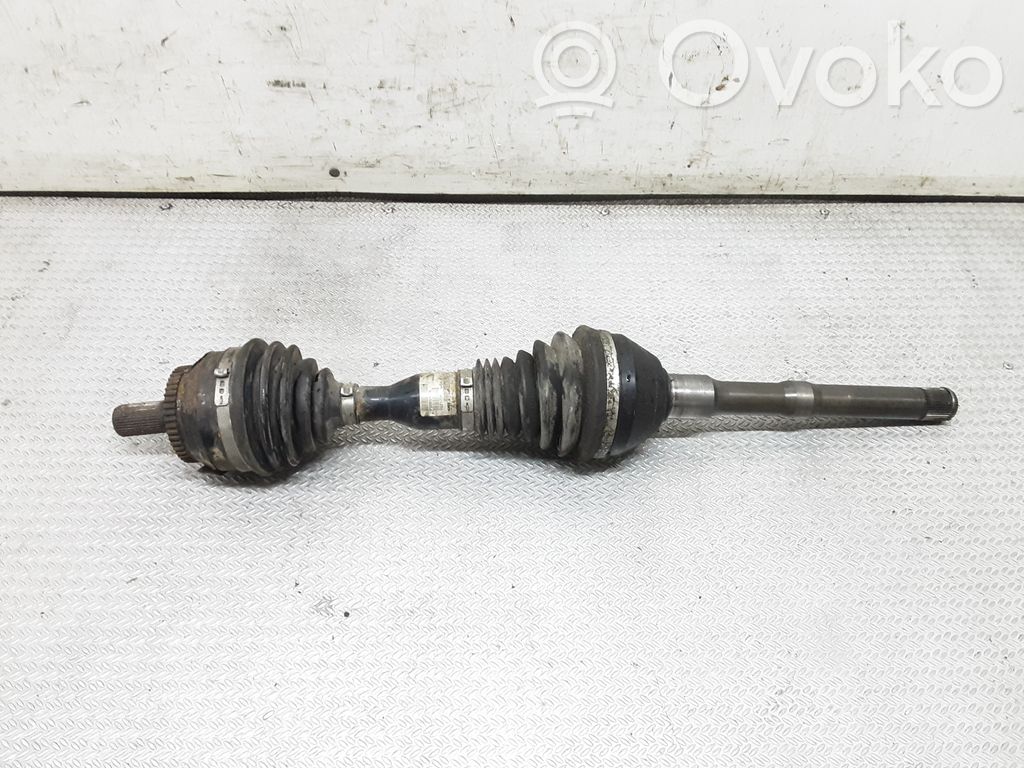 Front driveshaft   P30651696