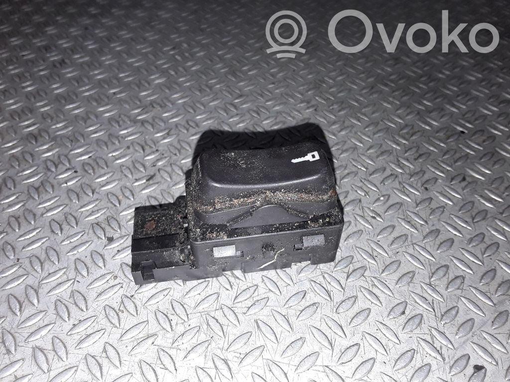 Saab 9-5 Botón interruptor de bloqueo de puertas 