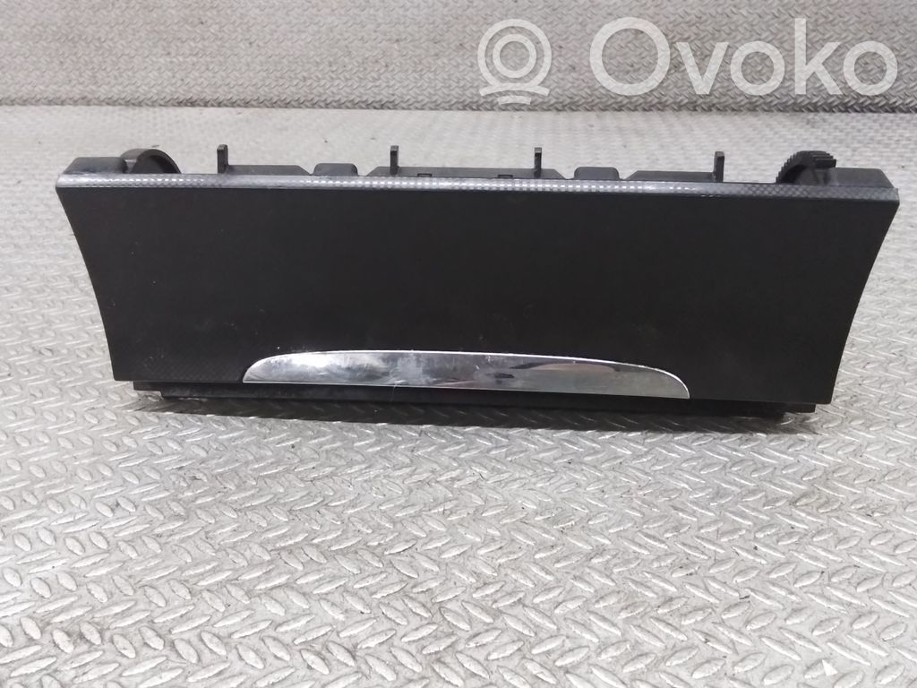 Cenicero del coche   3C0863284