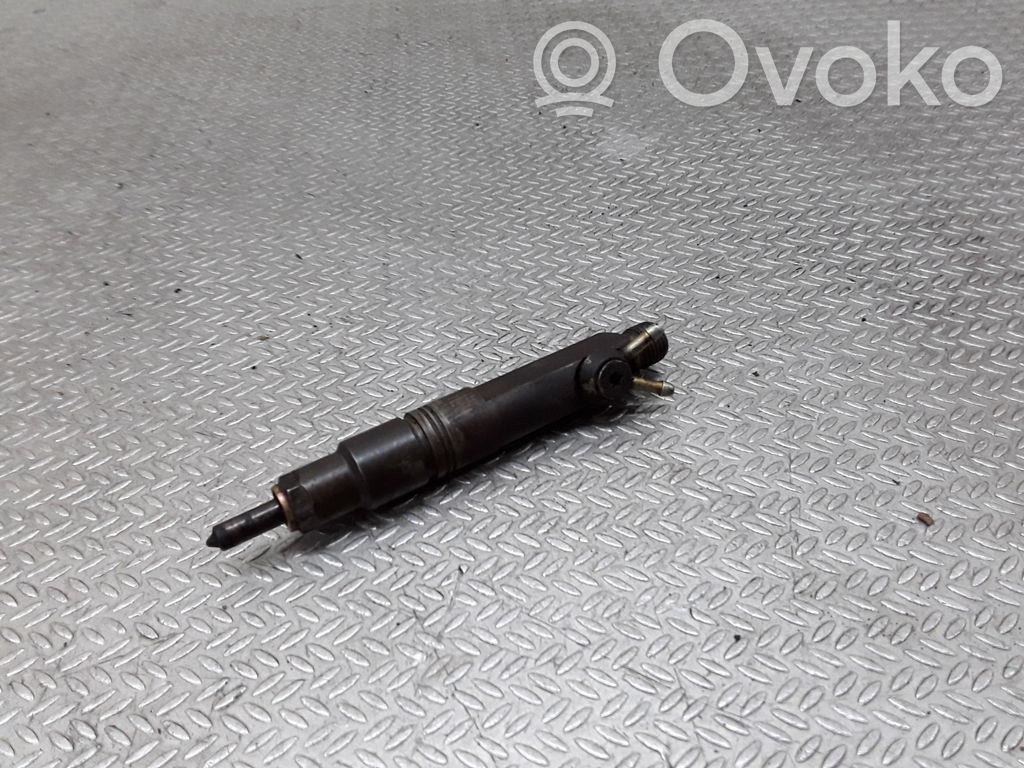 Volvo V70 Polttoainesuutin 