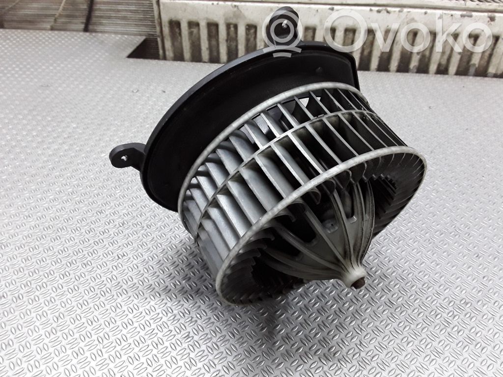 Mercedes-Benz E W211 Ventola riscaldamento/ventilatore abitacolo 
