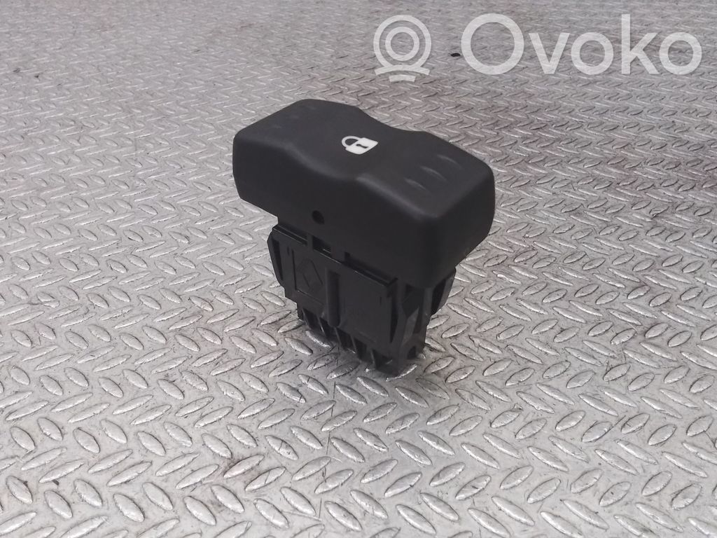 Dacia Logan I Central locking switch button 
