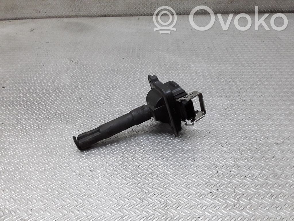 Audi A4 S4 B5 8D Bobina di accensione ad alta tensione 