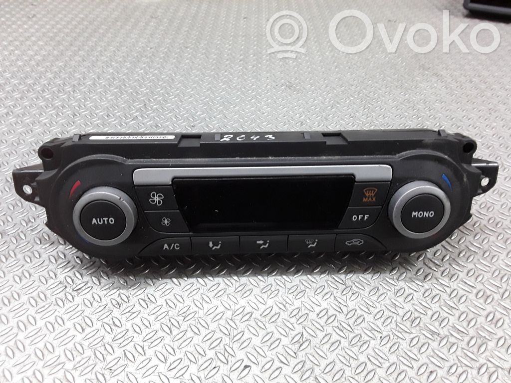 Ford C-MAX I Climate control unit 
