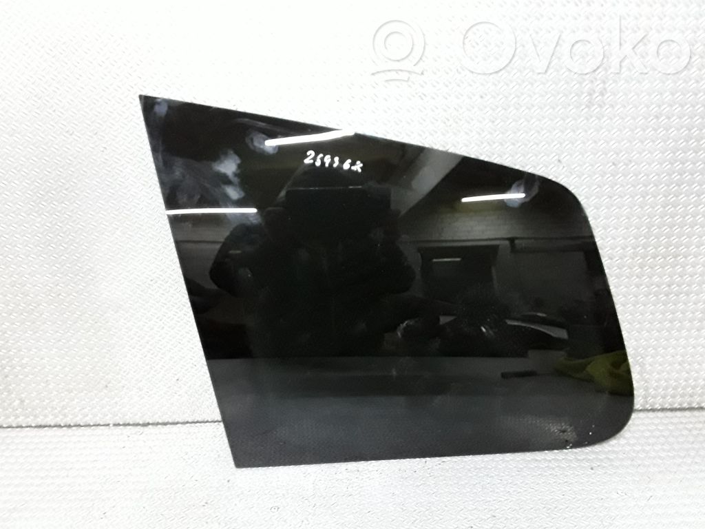 Ford C-MAX I Geam lateral spate