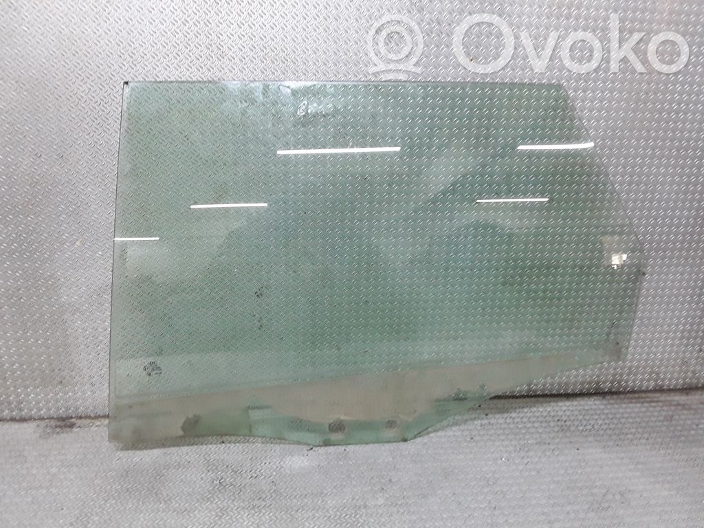 Takaoven ikkunalasi