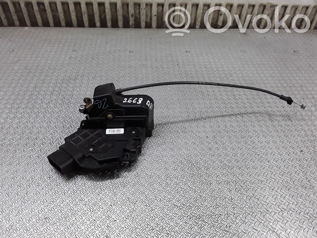 Ford Focus C-MAX Front door lock 