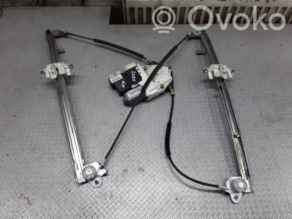 Citroen C8 Macara ușă față cu motor 