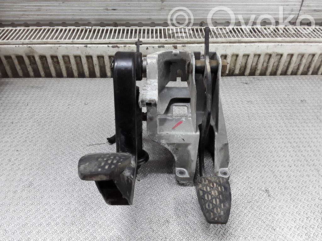 Volkswagen II LT Conjunto de pedal 