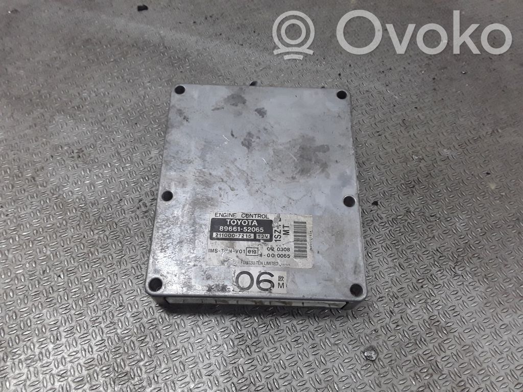 Toyota Yaris Engine control unit/module 