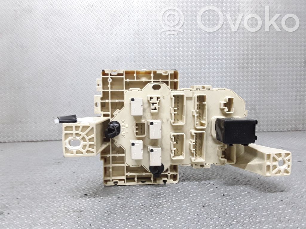 Suzuki Swift I Fuse module 