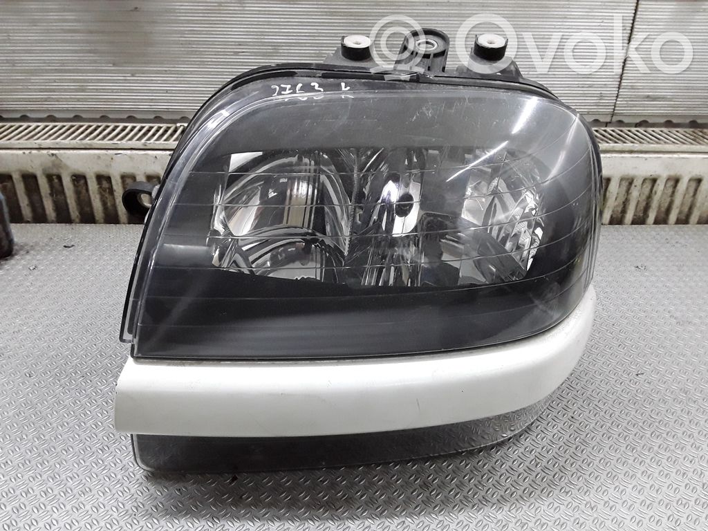 Fiat Doblo Phare frontale 