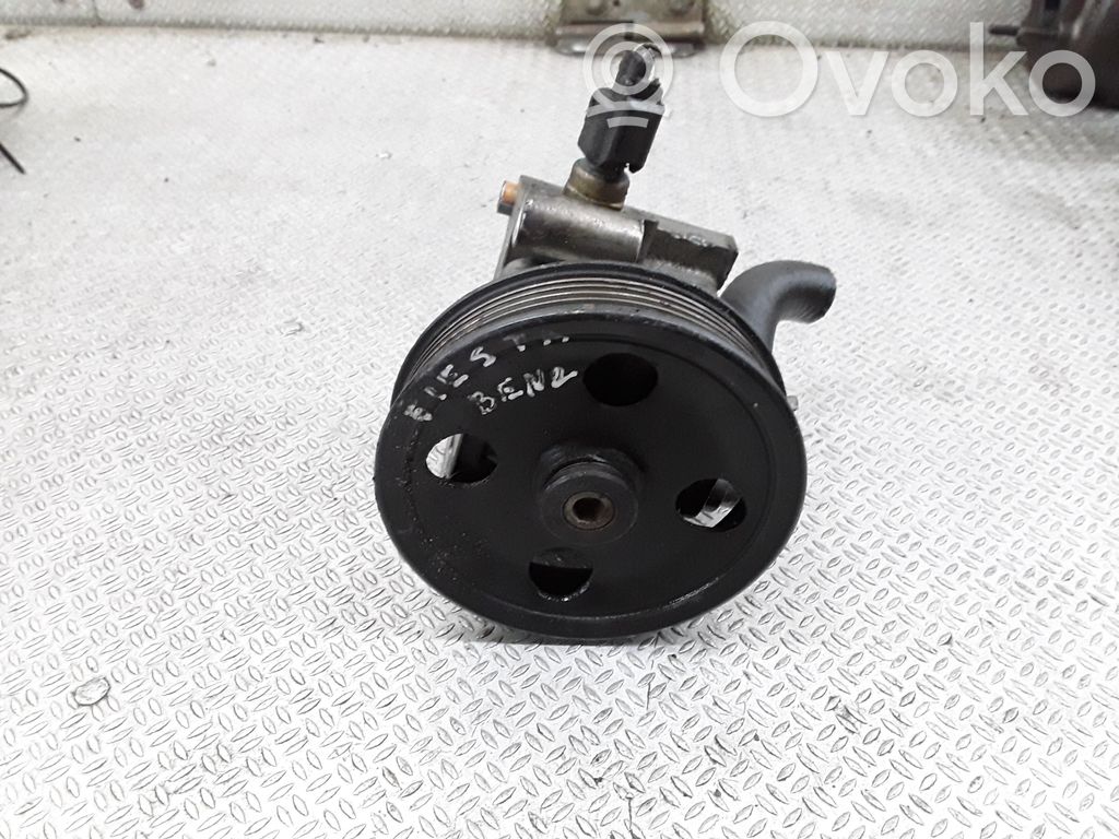 Насос усилителя руля   2S413A696AA,7613955117UJ