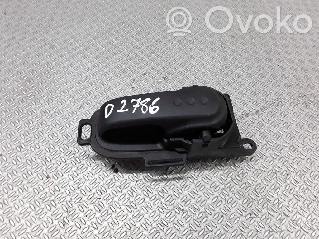 Manecilla interna puerta delantera   80670AX603