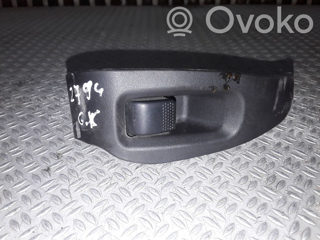 Subaru Outback Electric window control switch 