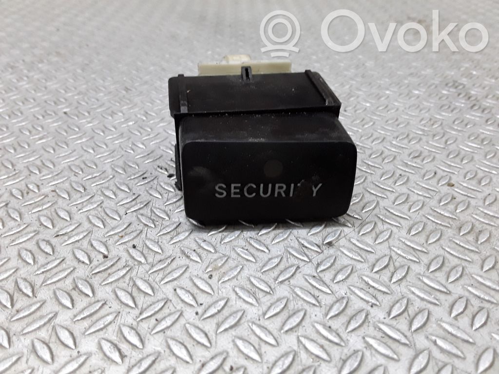Toyota Corolla Verso E121 Alarm switch 