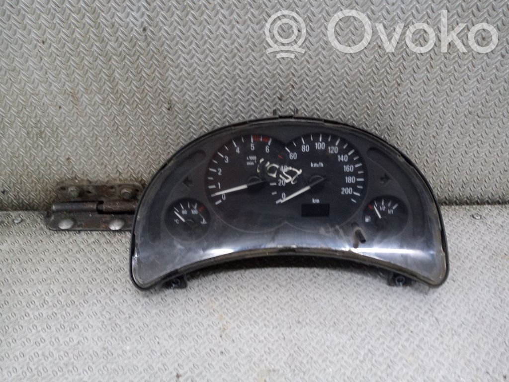 Opel Combo C Speedometer (instrument cluster) 