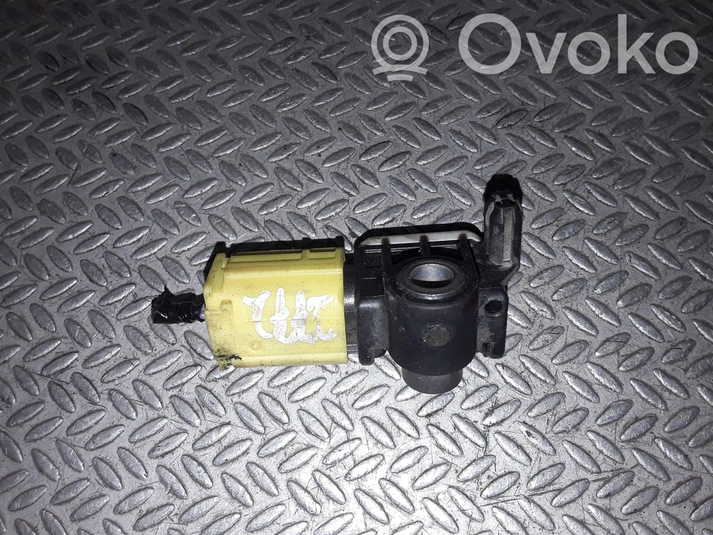 Airbagsensor Crashsensor Drucksensor   8651A117