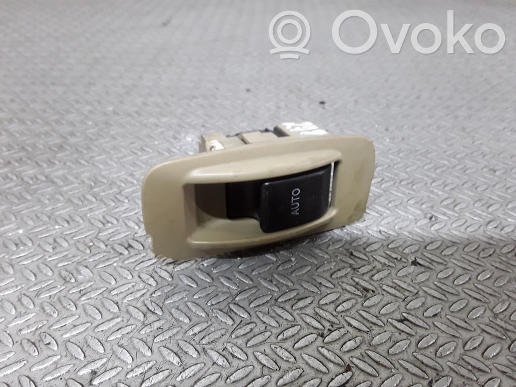 Electric window control switch   8481002040