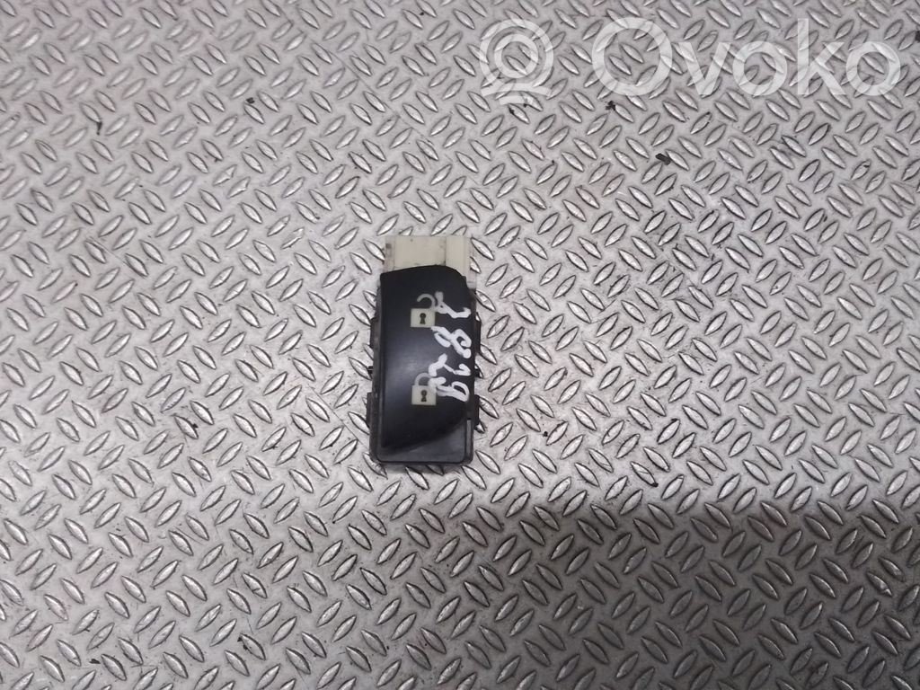 Central locking switch button   12786136
