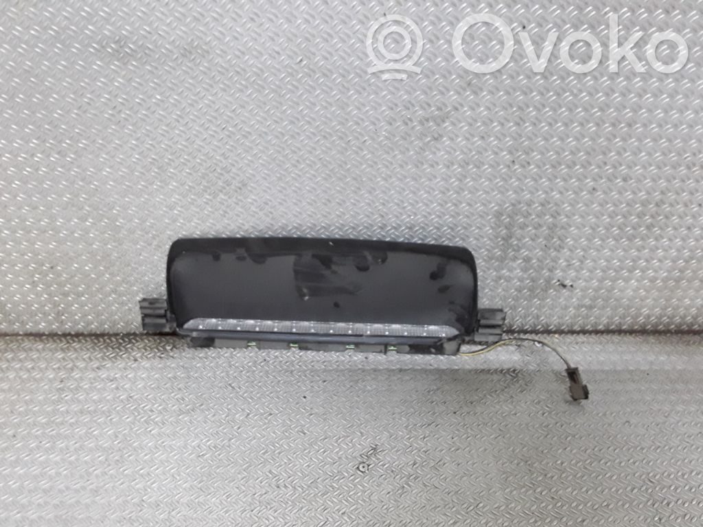 Saab 9-3 Ver2 Third/center stoplight 