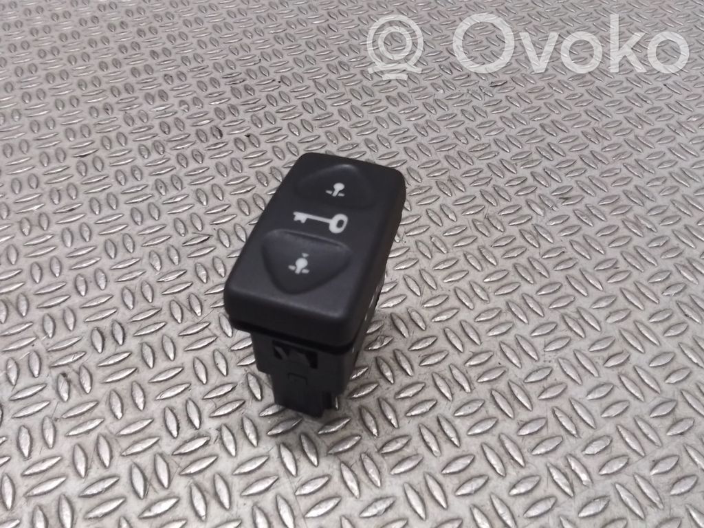 Land Rover Freelander Central locking switch button 
