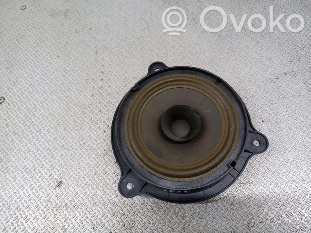 Nissan Primera Altoparlante portiera anteriore 