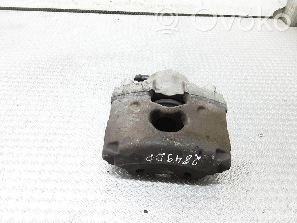 Front brake caliper   GM6002