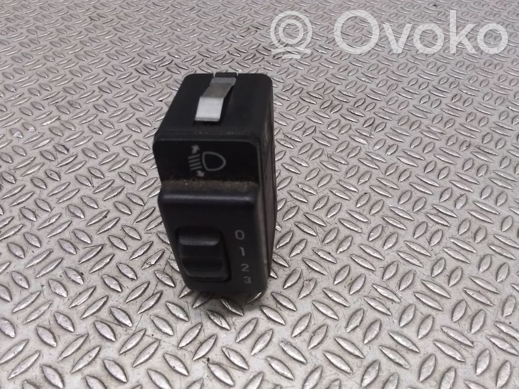 Opel Agila A Headlight level height control switch 