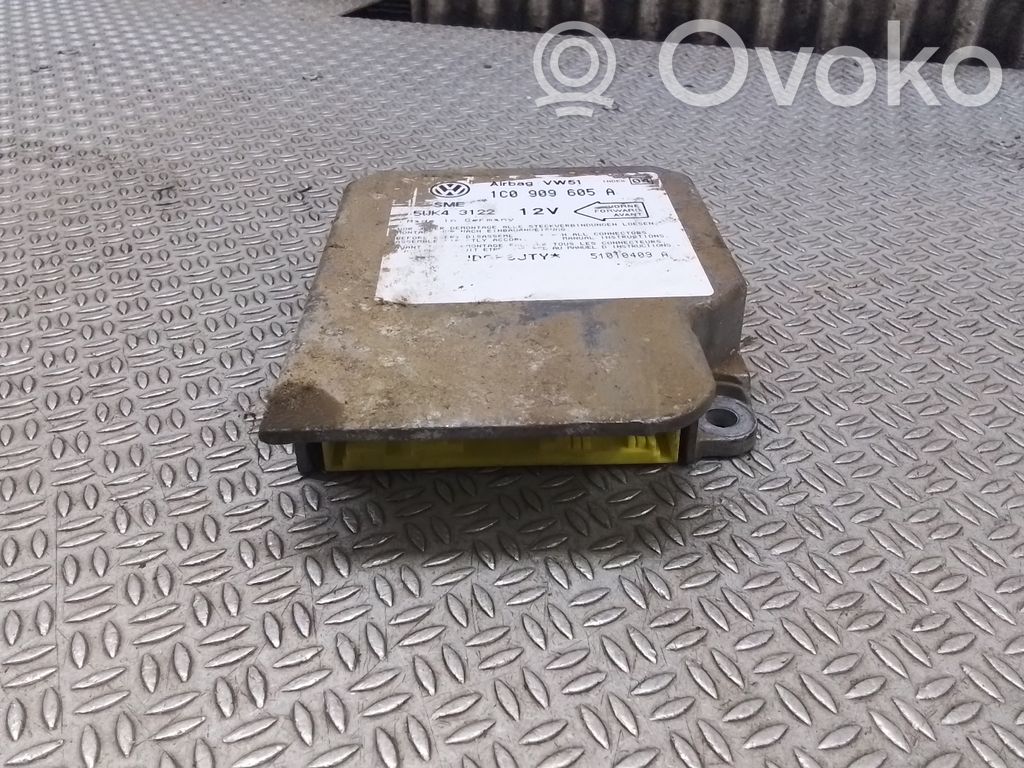 Module de contrôle airbag   1C0909605A