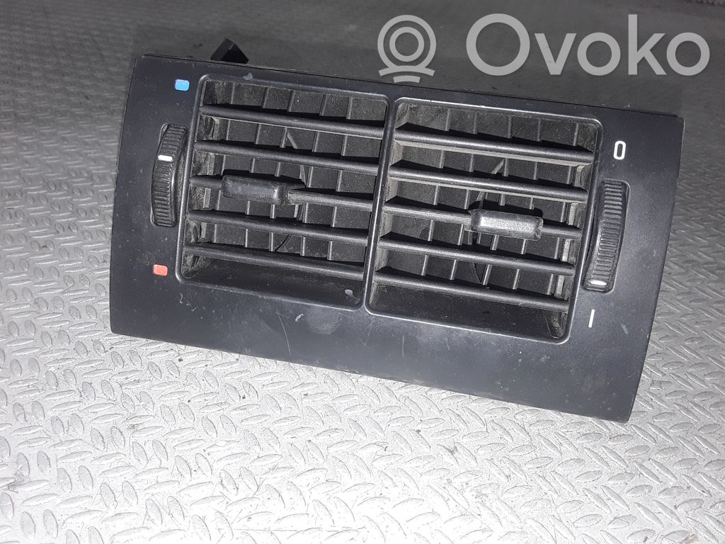 BMW 5 E39 Rear air vent grill 