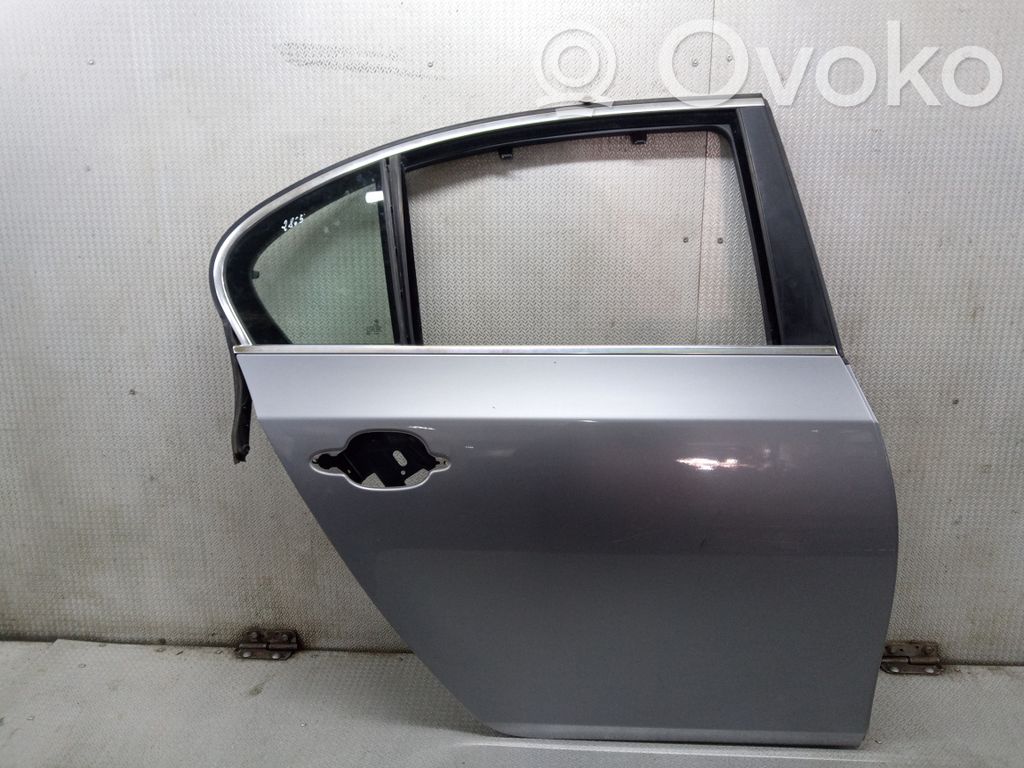 Rear door