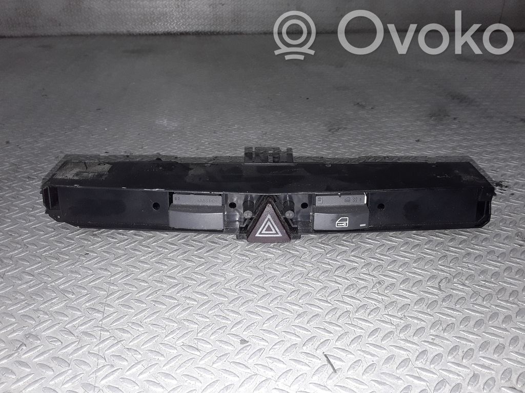 Opel Astra H Interruttore luci di emergenza