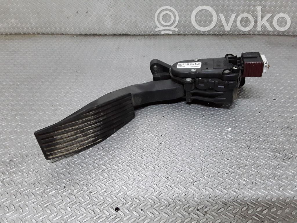 Pedal del acelerador   9186724