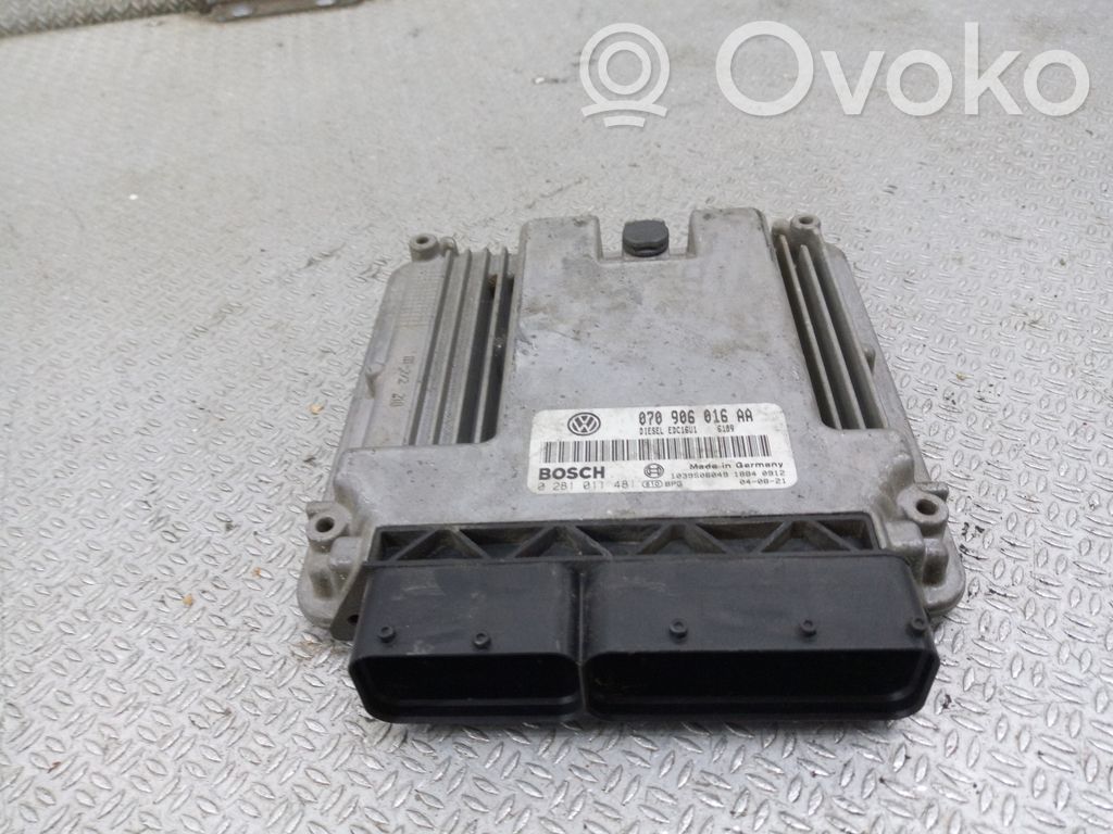 Volkswagen Touareg I Unitate/modul de control motor 