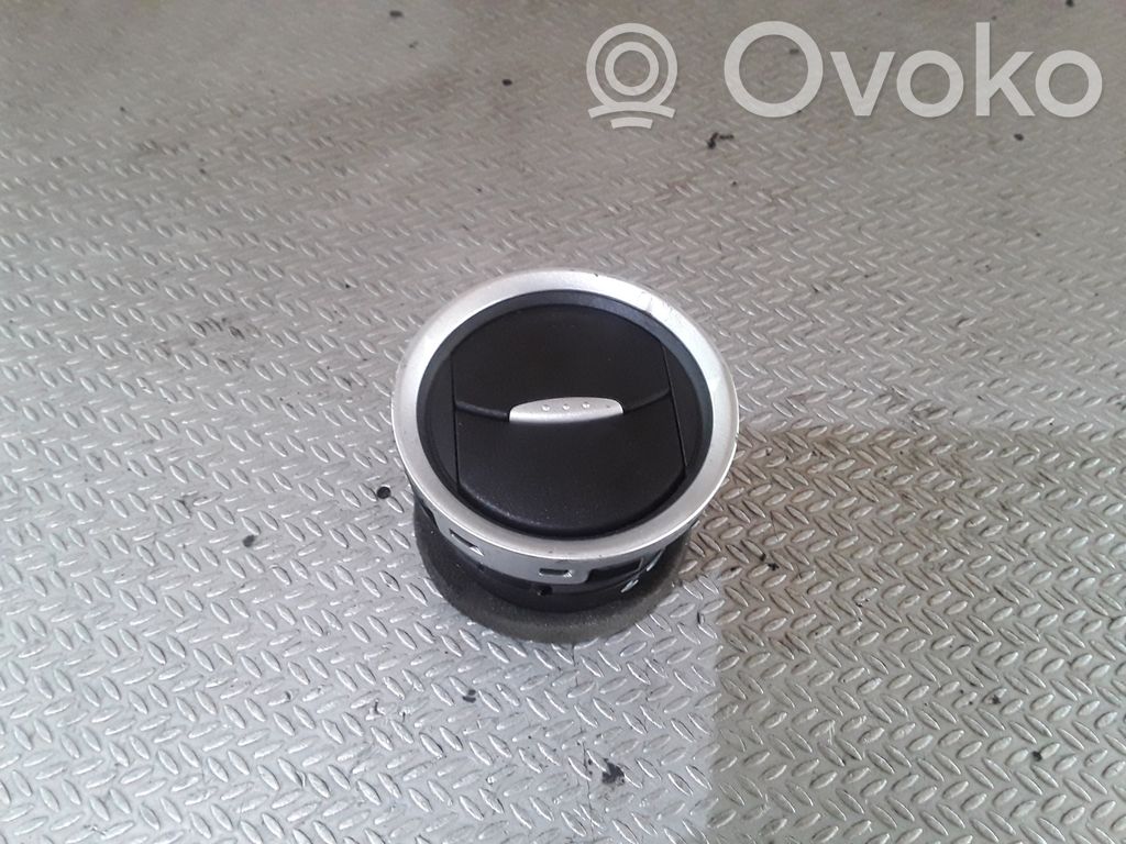 Ford Fiesta Dashboard side air vent grill/cover trim 