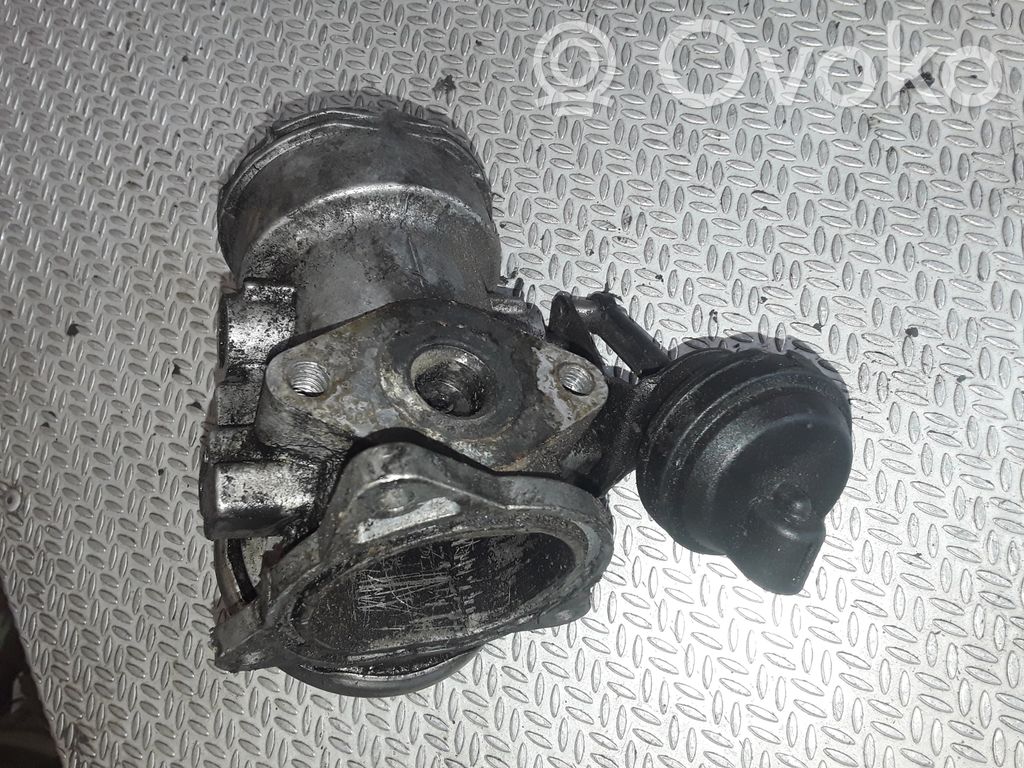 Supapă EGR   038129637A